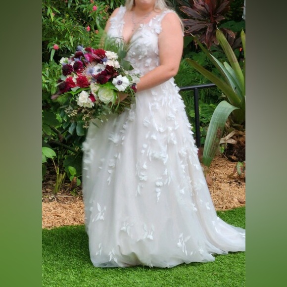 ANDREA AND LEO Floral Wedding Dress - Picture 6 of 6